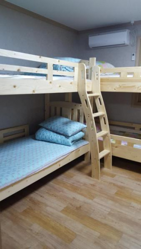  The 1st Andong Hostel  Андон